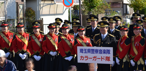 261115-275b 埼玉県警察音楽隊カラーガード隊.png